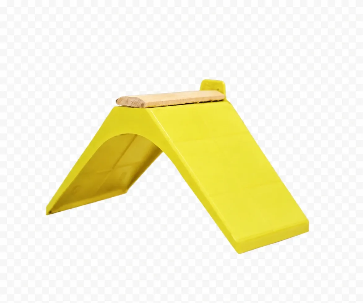 Pigeon Perch (Yellow)